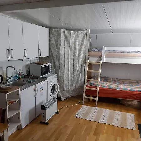 Alesund Guesthouse *
